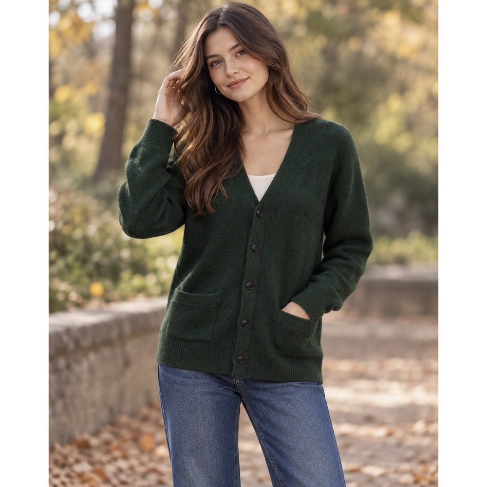 Uniqlo Pure New Wool Cardigan Sweater Green Heritage Prep V-Neck M Quiet Luxury